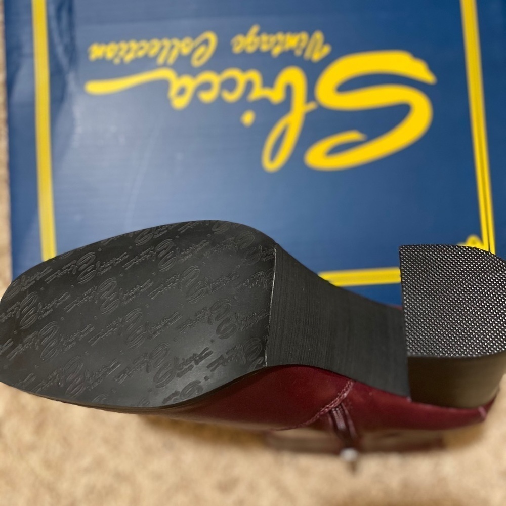 NIB-Sbicca Wine Leather Bootie - Picture 8 of 8